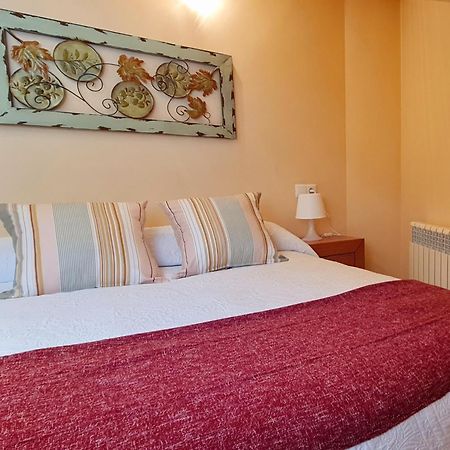 Onís Apartamentos El Pigazu מראה חיצוני תמונה