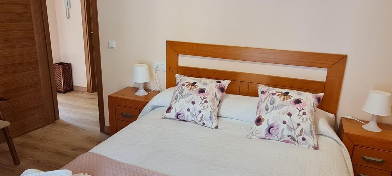 Onís Apartamentos El Pigazu מראה חיצוני תמונה