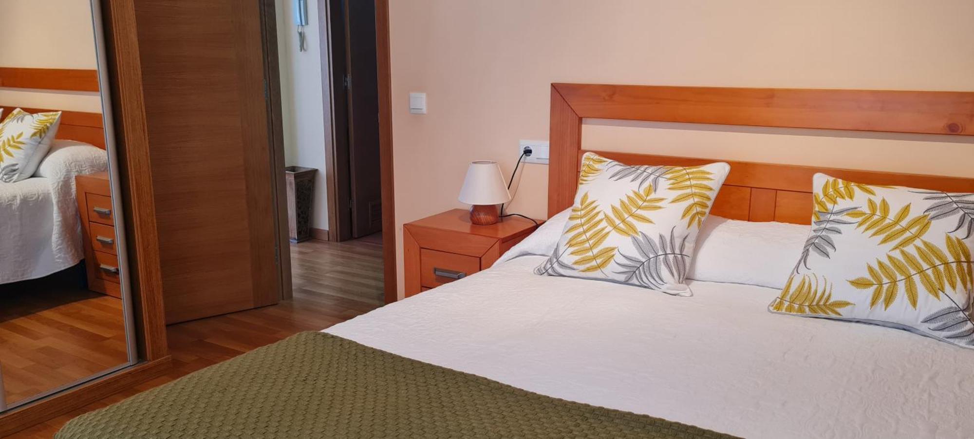 Onís Apartamentos El Pigazu מראה חיצוני תמונה